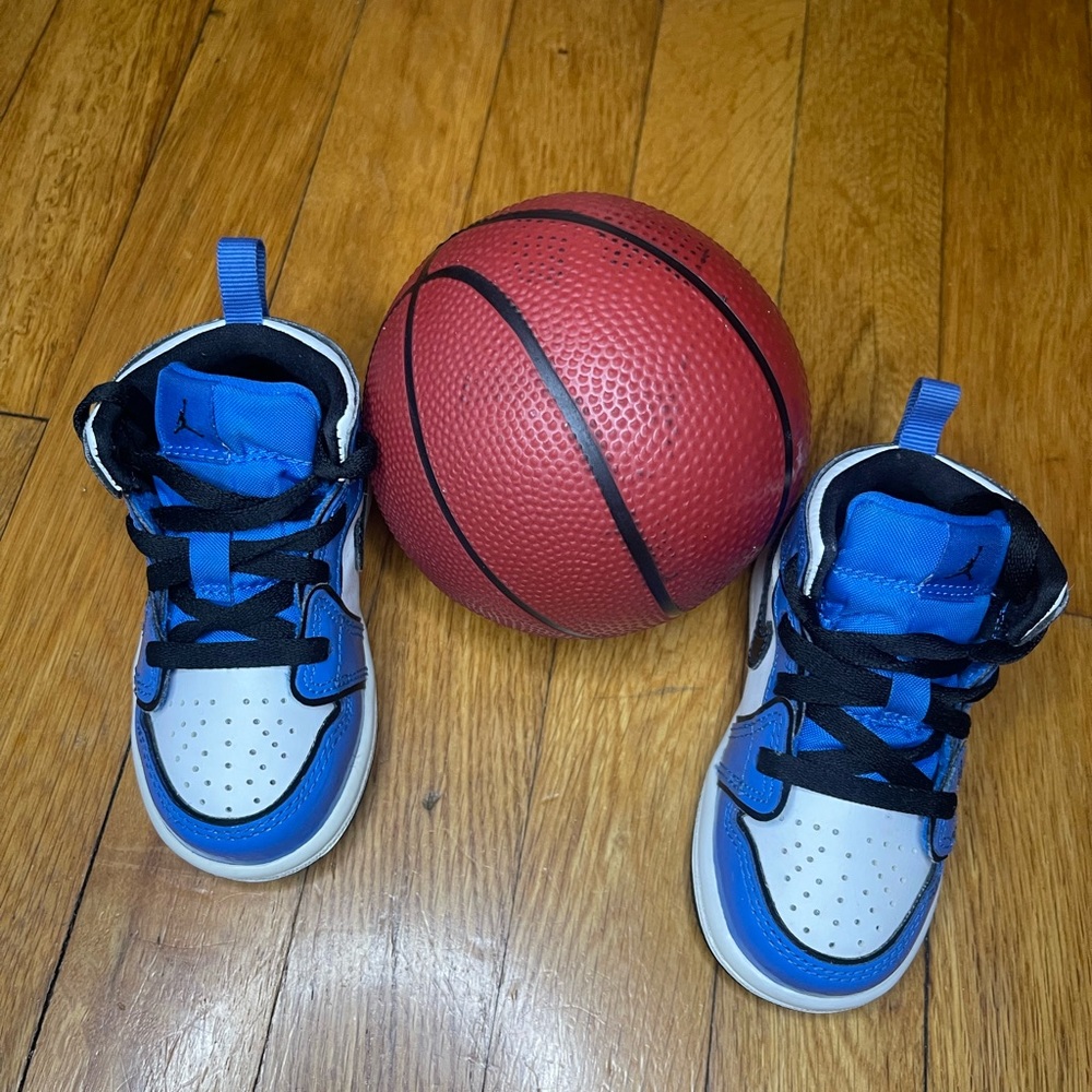 Nike Air Jordan 1 Kids Blue and Black Basketball Shoes